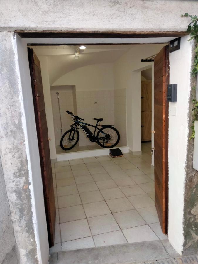 Вилла Casa Storta - Cycle Garage Con Biciclette Пизонье Экстерьер фото